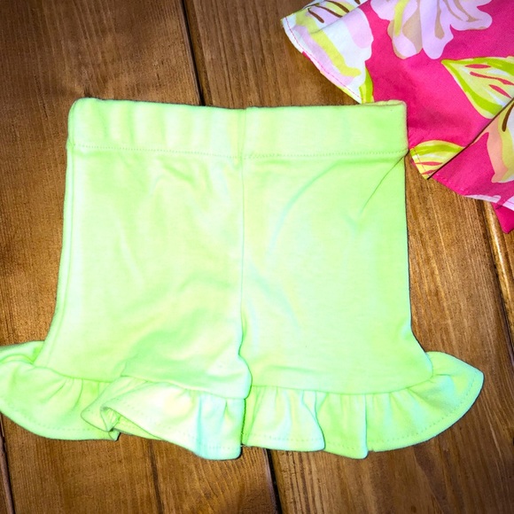 0/3m NWT RicRac & Ruffles 2 pc Outfit perfect for Spring! - Picture 5 of 9